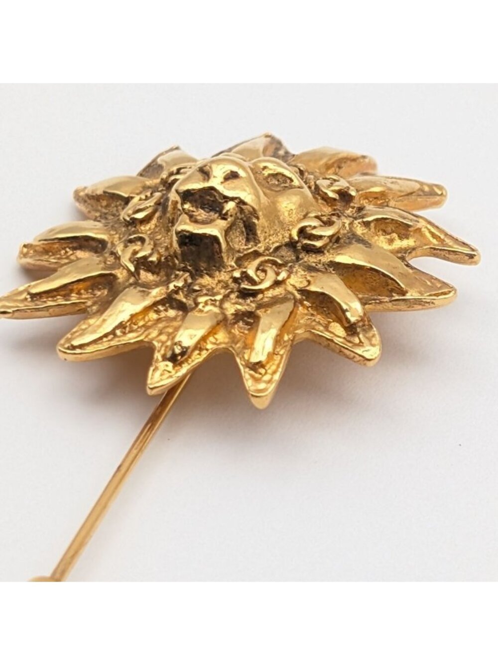 Chanel Pin Brooch Lion Gold First Era Vintage - Picture 4 of 7